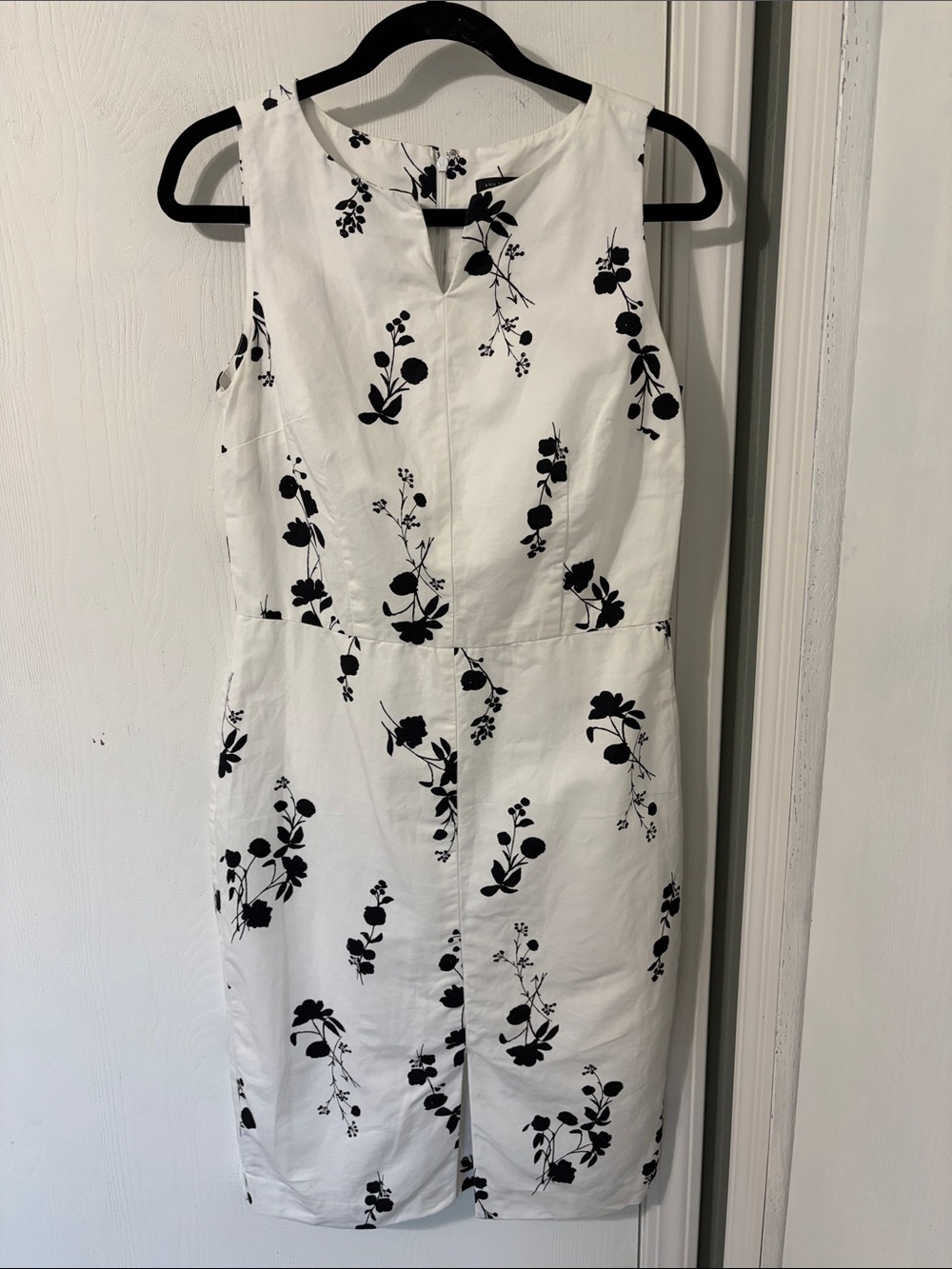 Ann Taylor Midi Sleeveless Sheath Dress Cotton Linen Black White Floral Size 4 - Picture 3 of 11